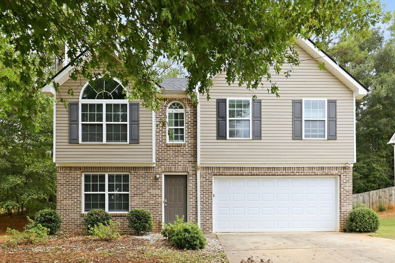 0/Mo, 101 Revolutionary Dr Hampton, GA 30228 External View