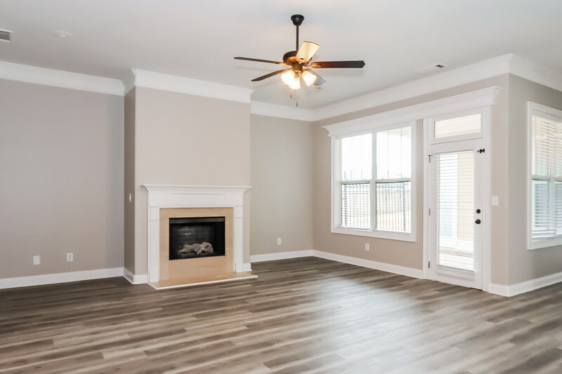 2,440/Mo, 312 Norway Spruce Ct Locust Grove, GA 30248 Living Room View