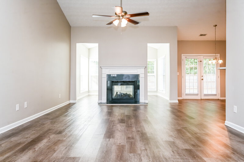 2,135/Mo, 9025 Aldbury Dr Locust Grove, GA 30248 Living Room View