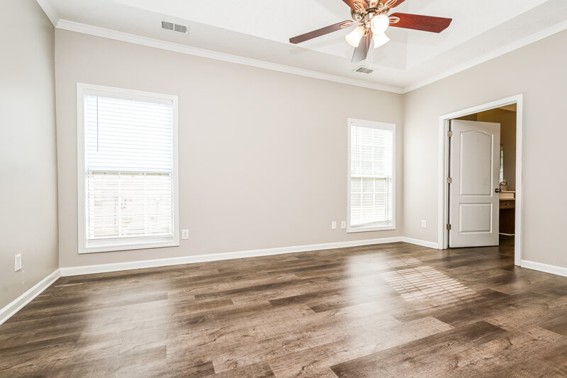2,135/Mo, 9025 Aldbury Dr Locust Grove, GA 30248 Main Bathroom View