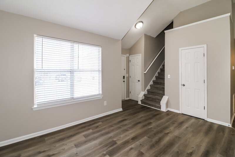 2,440/Mo, 2915 Russ Ln Lithonia, GA 30058 Living Room View