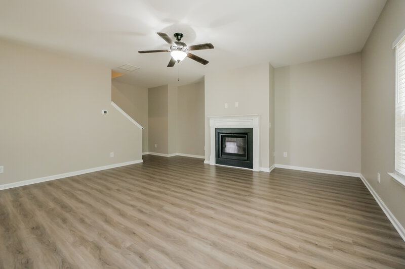 2,495/Mo, 136 Camellia Way Dallas, GA 30132 Living Room View 2