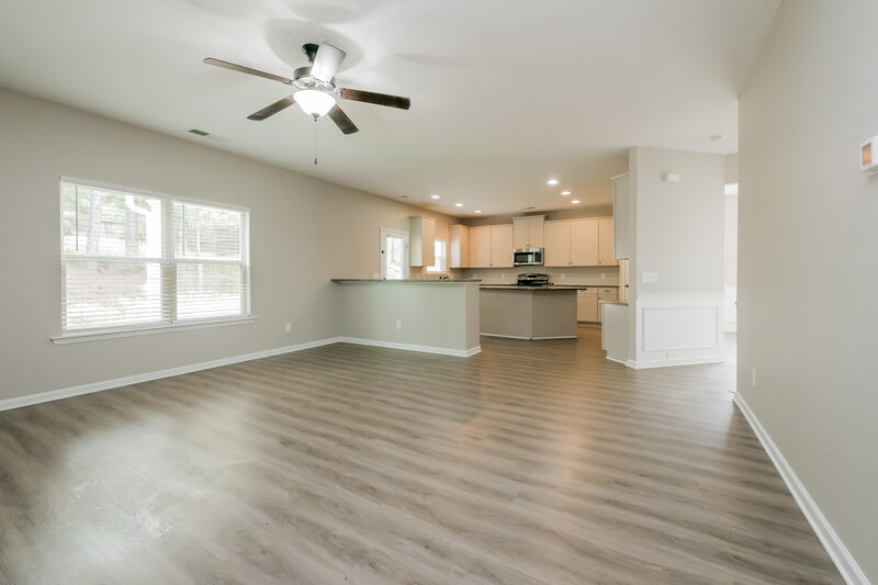 2,495/Mo, 136 Camellia Way Dallas, GA 30132 Living Room View 4