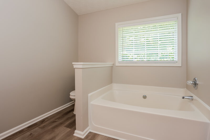 1,980/Mo, 7136 Silver Mine Xing Austell, GA 30168 Main Bathroom View 2