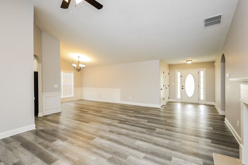 2,980/Mo, 368 Embassy Dr Winder, GA 30680 Living Room View 2