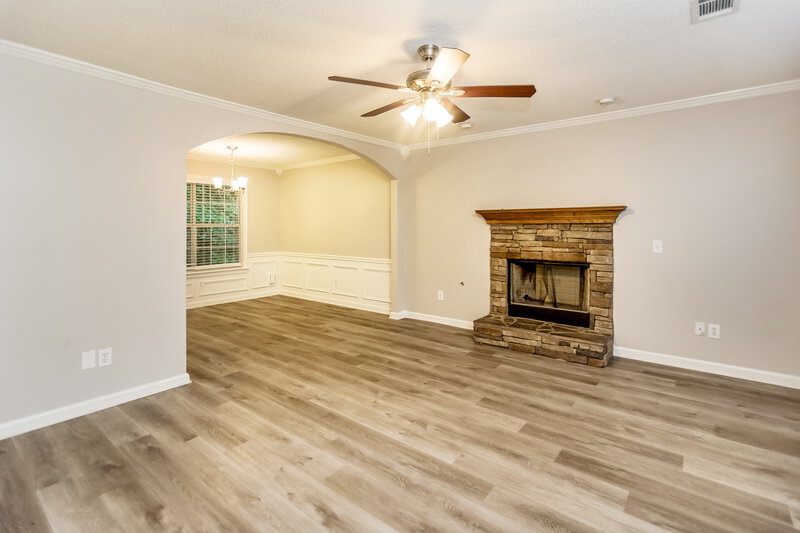 1,875/Mo, 404 Wood Chase Ln Canton, GA 30114 Living Room View