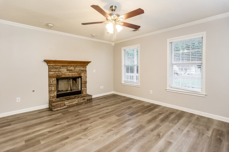 1,875/Mo, 404 Wood Chase Ln Canton, GA 30114 Living Room View 2