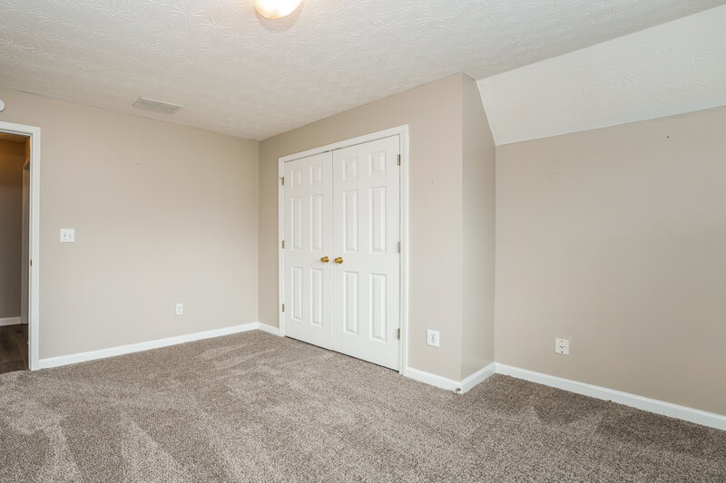 2,100/Mo, 385 Shadowbrooke Cir Loganville, GA 30052 Bedroom View