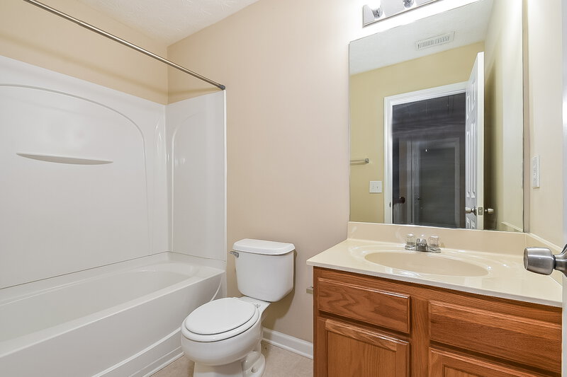 3,010/Mo, 239 Hiawassee Dr Woodstock, GA 30188 Bathroom View