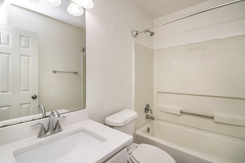 1,805/Mo, 873 Revena Ln Austell, GA 30168 Bathroom View