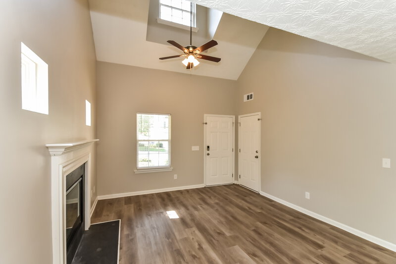 1,770/Mo, 228 Silver Ridge Dr Dallas, GA 30157 Living Room View 2