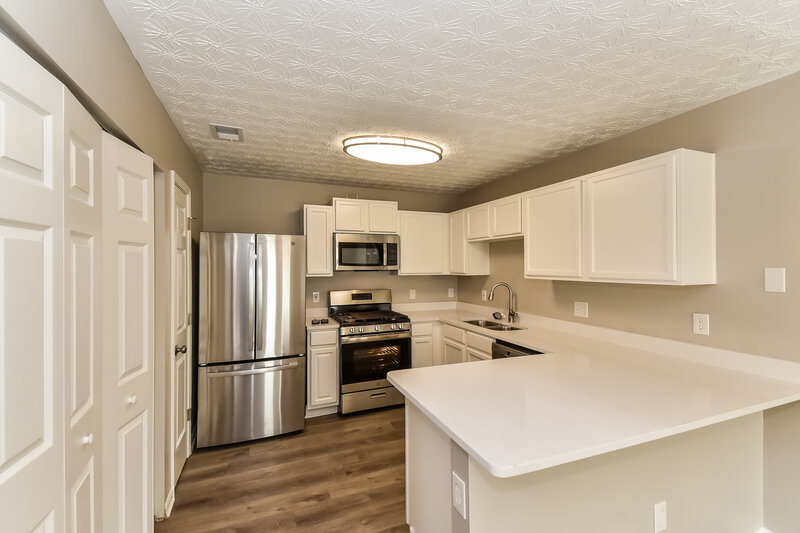 1,770/Mo, 228 Silver Ridge Dr Dallas, GA 30157 Kitchen View