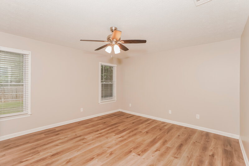 1,890/Mo, 35 Riverside Ct Hampton, GA 30228 Main Bedroom View 2