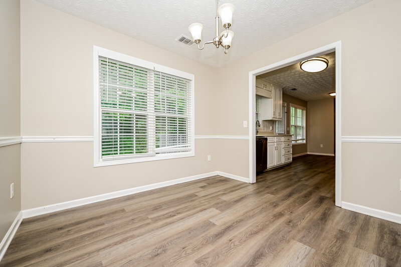 1,835/Mo, 10 Dearing Cove Covington, GA 30014 Dining Room View