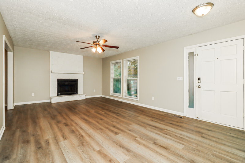 1,855/Mo, 1013 Summer Place NW Acworth, GA 30102 Living Room View