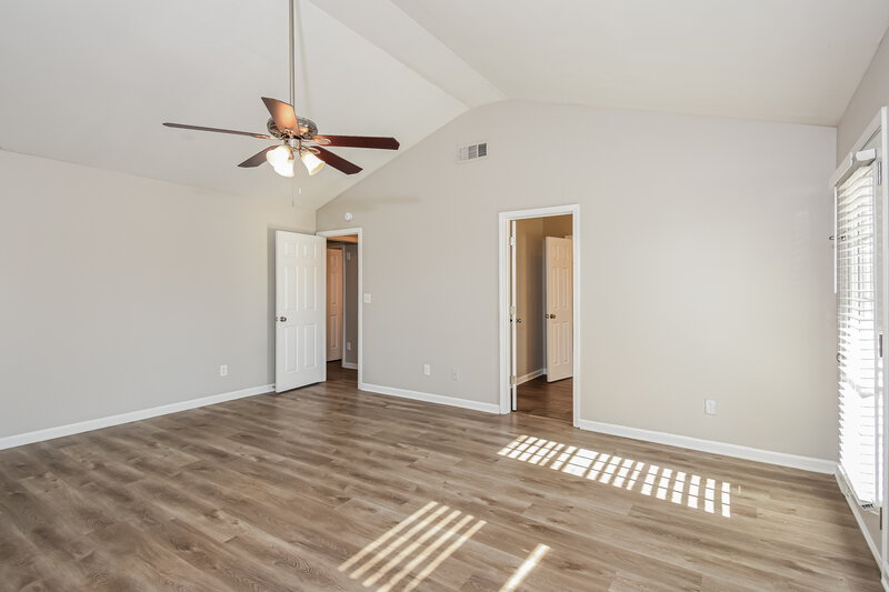 2,015/Mo, 202 Oconee Way Canton, GA 30114 Main Bedroom View 2