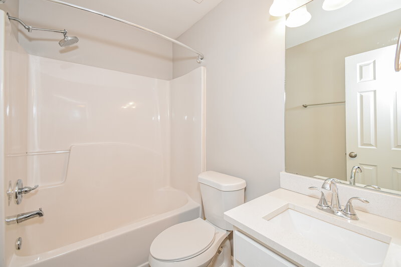 2,015/Mo, 202 Oconee Way Canton, GA 30114 Bathroom View