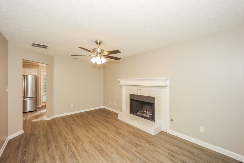 2,570/Mo, 110 Park Place Ct Fayetteville, GA 30215 Living Room View