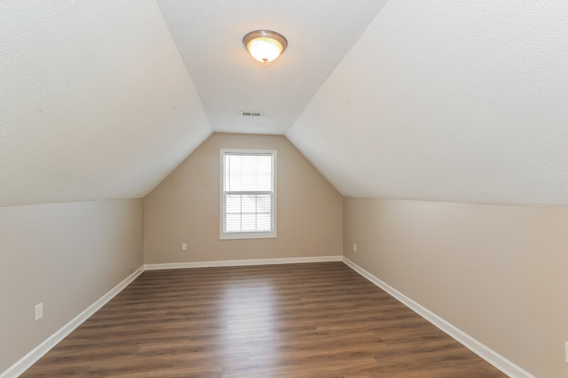 2,350/Mo, 1609 Blossom Dr Atlanta, GA 30349 Bedroom View 3