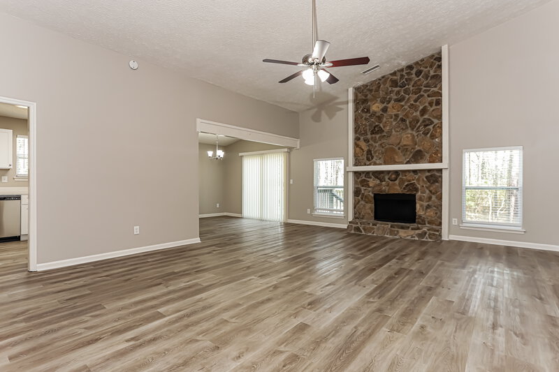 1,890/Mo, 8392 Red Cedar Way Riverdale, GA 30274 Living Room View