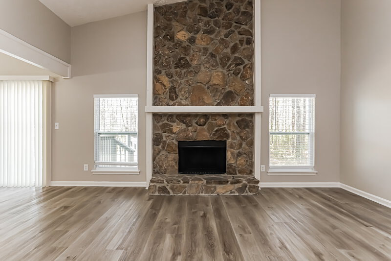 1,890/Mo, 8392 Red Cedar Way Riverdale, GA 30274 Living Room View 2