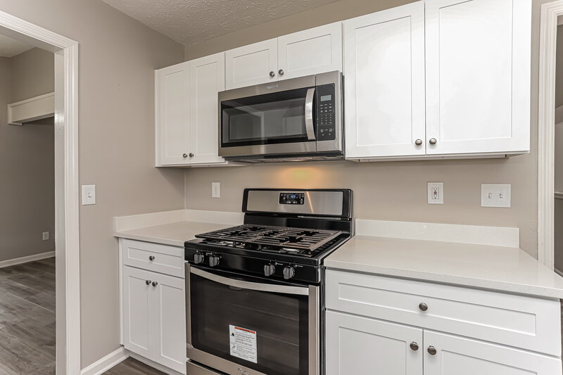 1,890/Mo, 8392 Red Cedar Way Riverdale, GA 30274 Kitchen View 3