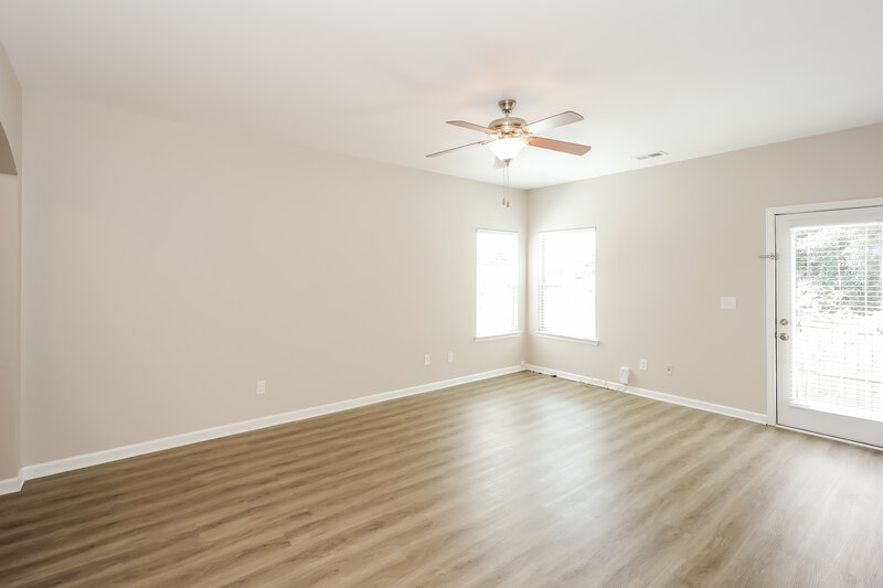 2,710/Mo, 346 Lauren Dr Fairburn, GA 30213 Living Room View 3