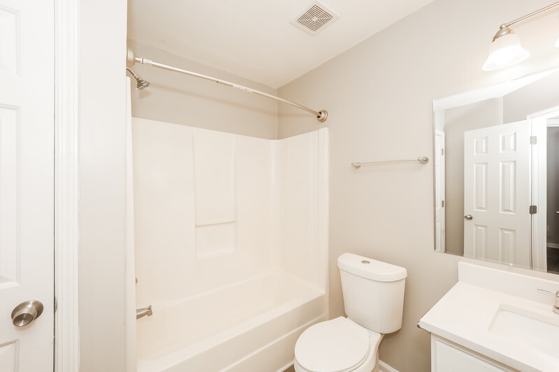 1,870/Mo, 3627 Lower Creek Dr Douglasville, GA 30135 Bathroom View