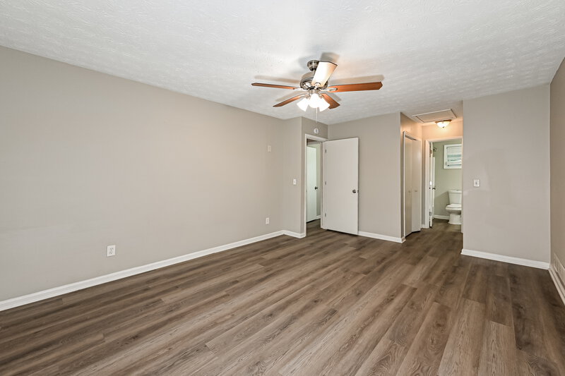 2,300/Mo, 94 Timothy Ln NW Lilburn, GA 30047 Main Bedroom View