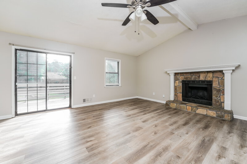 1,935/Mo, 2678 Porter Dr Lawrenceville, GA 30044 Living Room View