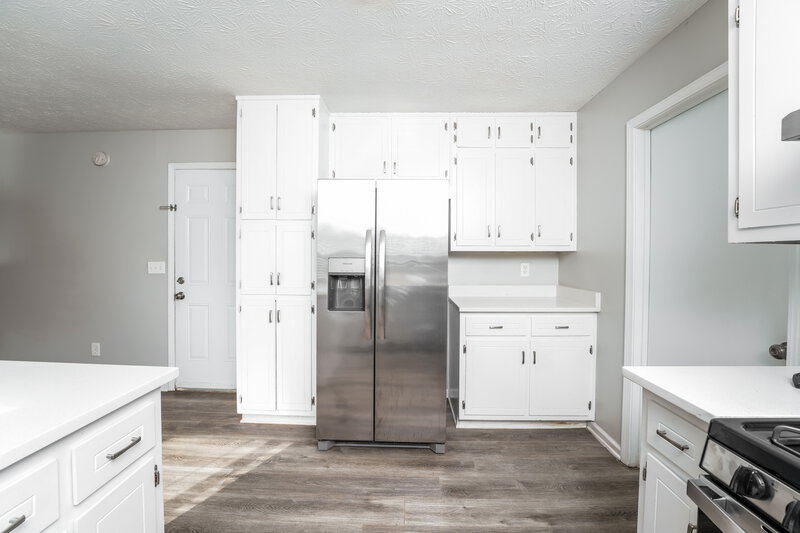 1,935/Mo, 2678 Porter Dr Lawrenceville, GA 30044 Kitchen View 2