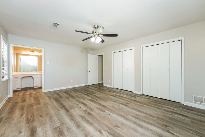 1,935/Mo, 2678 Porter Dr Lawrenceville, GA 30044 Main Bedroom View