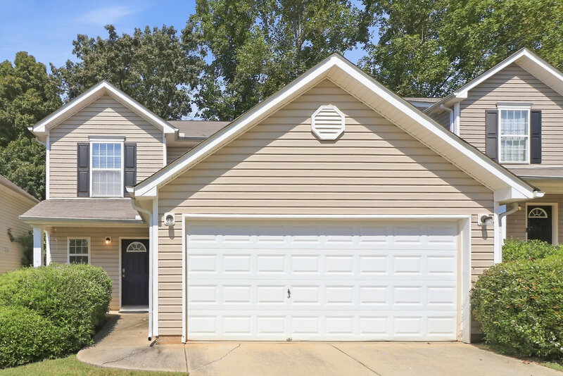 3 Bedroom House – 239 Topaz Dr, Dallas, GA 30132