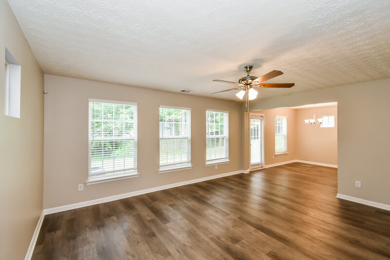 1,945/Mo, 239 Topaz Dr Dallas, GA 30132 Living Room View 3