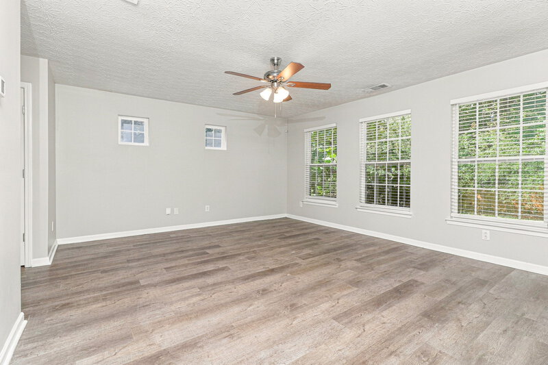 1,785/Mo, 239 Topaz Dr Dallas, GA 30132 Living Room View 4