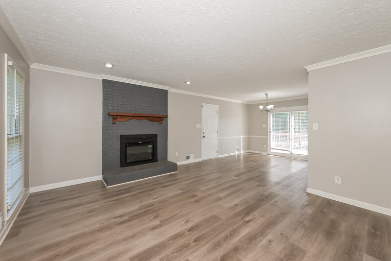 1,870/Mo, 529 Valley View Dr Winder, GA 30680 Living Room View