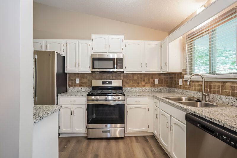 1,915/Mo, 3350 Eastwood Trl Snellville, GA 30078 Misc View 5