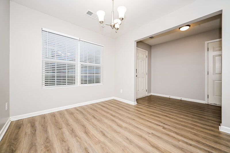 1,990/Mo, 15 Betty Ann Ln Covington, GA 30016 Dining Room View