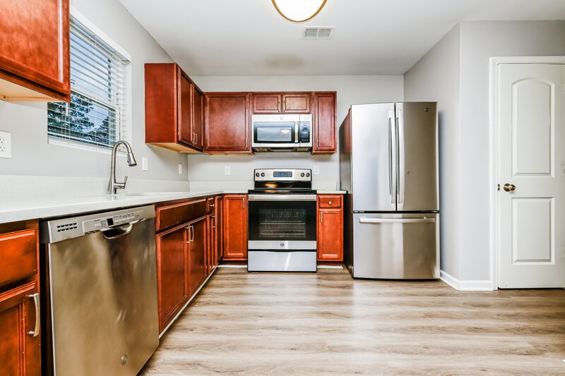 1,990/Mo, 15 Betty Ann Ln Covington, GA 30016 Kitchen View 2