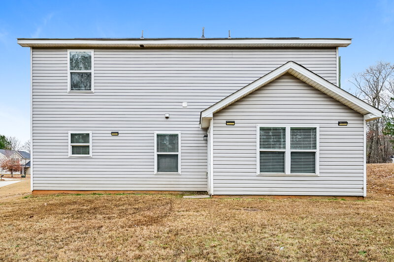 1,990/Mo, 15 Betty Ann Ln Covington, GA 30016 Rear View