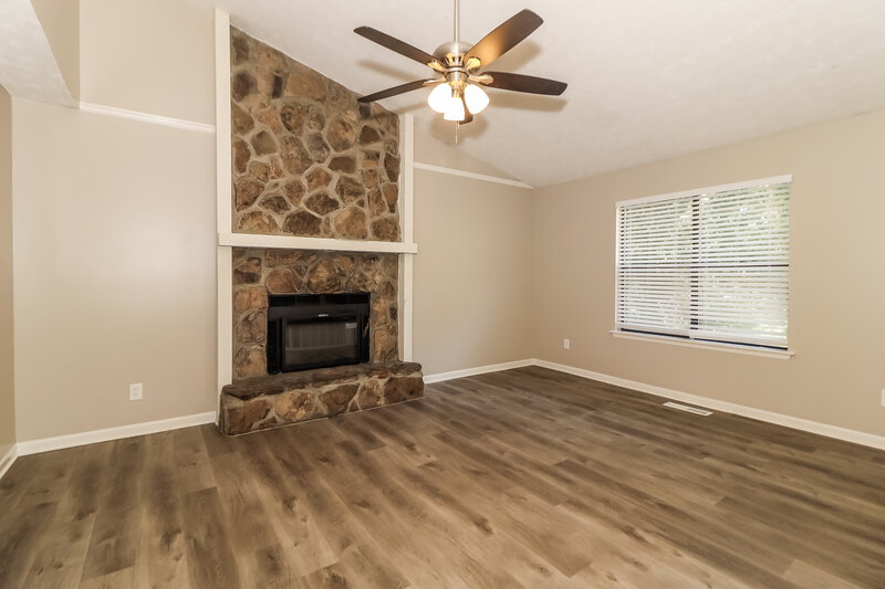 3,590/Mo, 3824 Princess Ct Lawrenceville, GA 30044 Living Room View 2