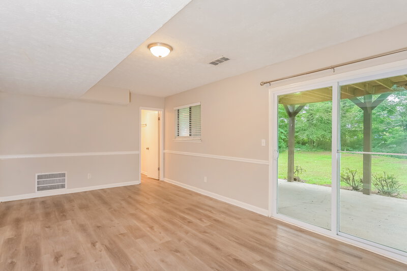 2,250/Mo, 3824 Princess Ct Lawrenceville, GA 30044 Family Room View