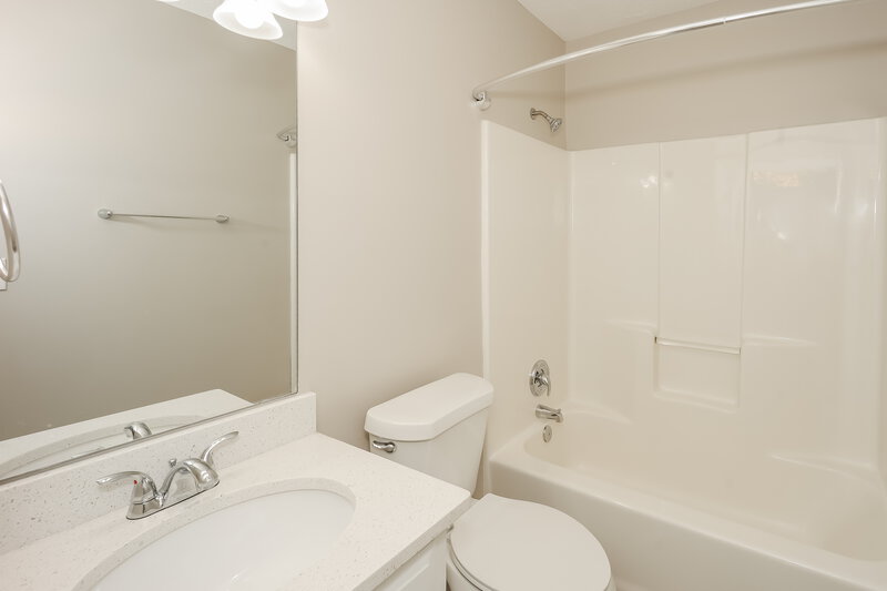 3,380/Mo, 9848 Owen Pkwy Jonesboro, GA 30238 Bathroom View 2