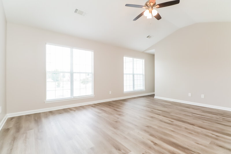 2,300/Mo, 3510 Kellys Court Ellenwood, GA 30294 Main Bedroom View