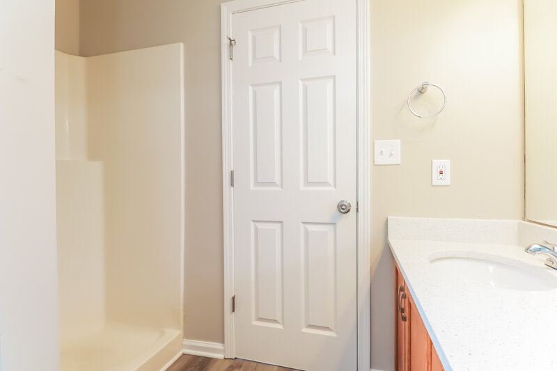 2,300/Mo, 3510 Kellys Court Ellenwood, GA 30294 Bathroom View