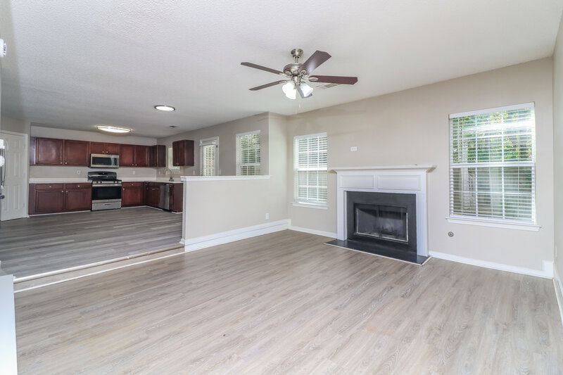 2,450/Mo, 166 Birchfield Way Dallas, GA 30132 Living Room View 3