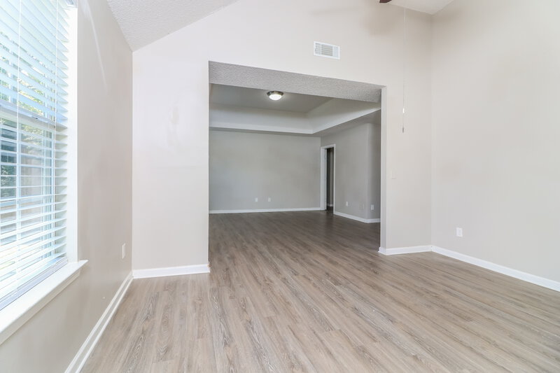 2,450/Mo, 166 Birchfield Way Dallas, GA 30132 Main Bedroom View 2
