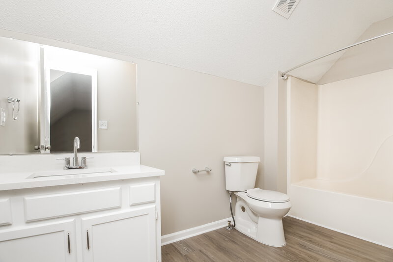 2,180/Mo, 77 Somerset Ln Douglasville, GA 30134 Bathroom View 2