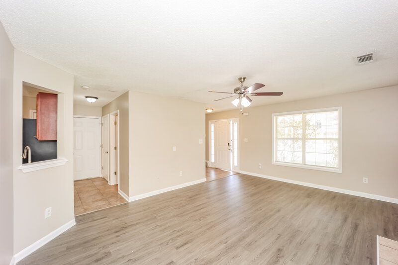 2,145/Mo, 10769 Misty Meadows Ct Hampton, GA 30228 Living Room View 3