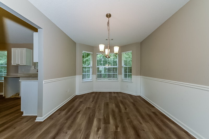 2,190/Mo, 1652 Deer Crossing Pt Jonesboro, GA 30236 Dining Room View